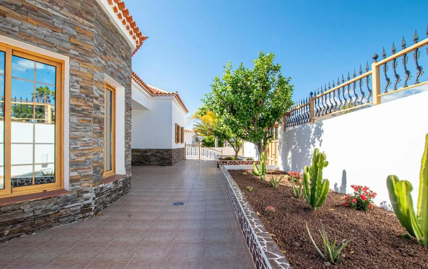 Villa Anastasia II With Heated Pool Puerto de Santiago